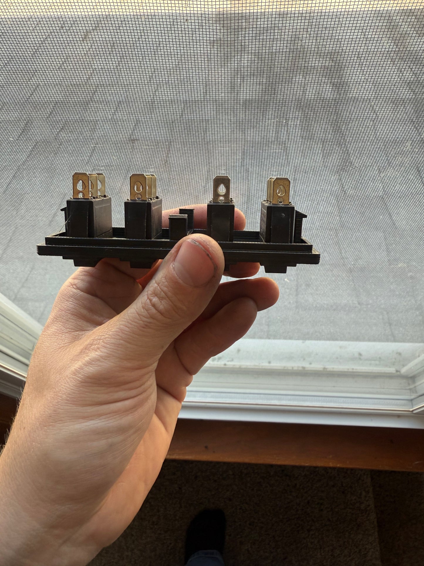 GMT 400 Upfitter Switches